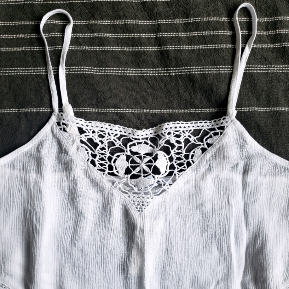 Express • Cute Flowy Summer Top